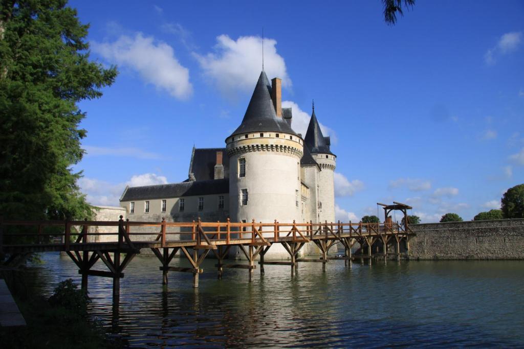 Hotel Henri IV Sully-sur-Loire Zewnętrze zdjęcie